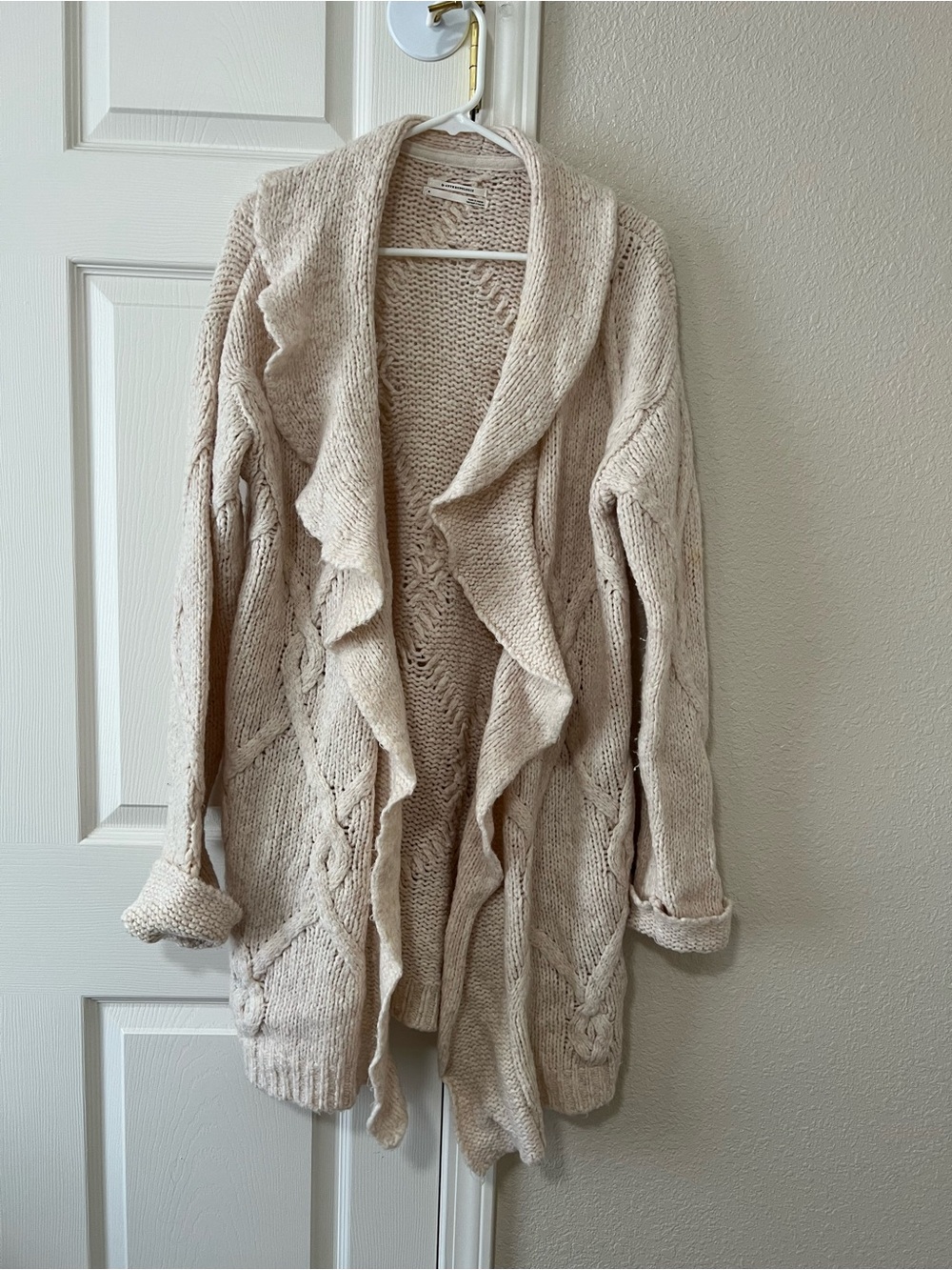 Anthropologie Chunky Cable Knit Open Front Cardigan Cream Blush Pink Size Medium